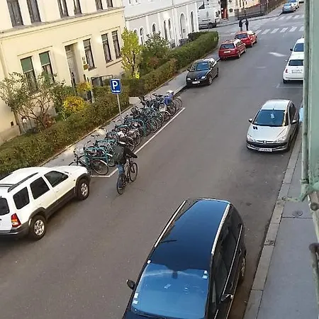 Lägenhet Cozy - By Nahuen Graz